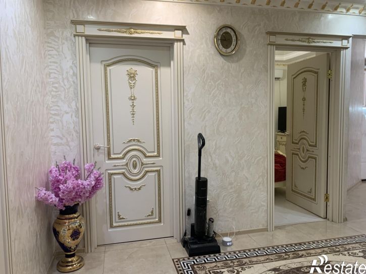 3-комн квартира Парковая улица, 64к1