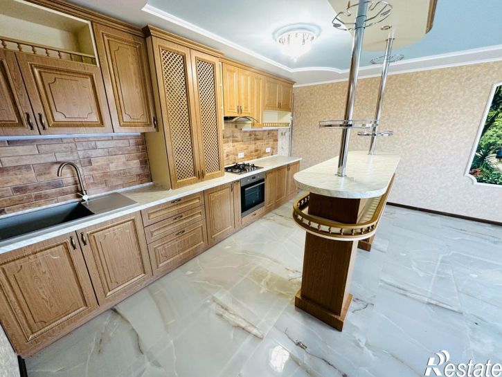 2-комн квартира Ленинградская улица, 41