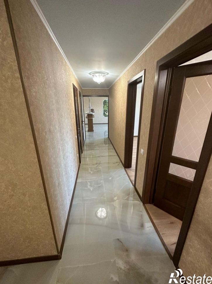 2-комн квартира Ленинградская улица, 41