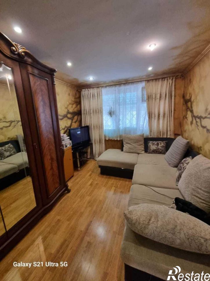 3-комн квартира улица Толстого, 56