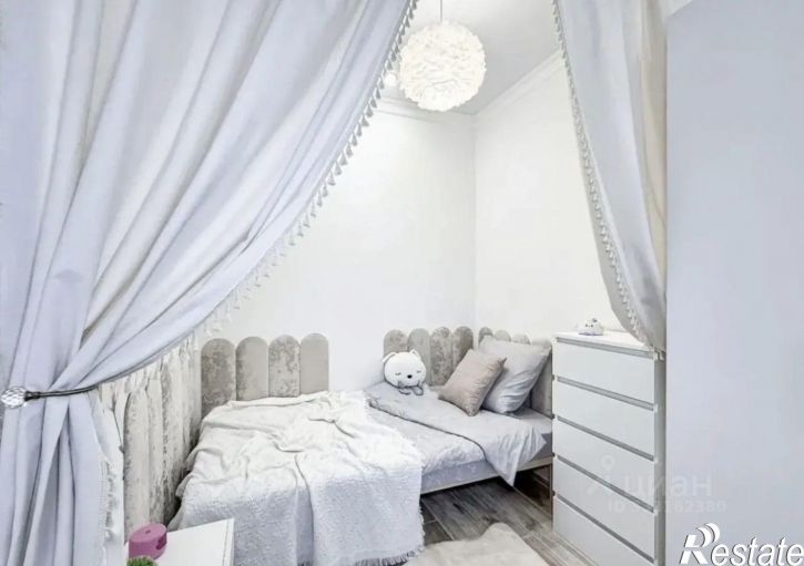 1-комн квартира ул Адмирала Пустошкина, 22 2,  д. 22 2,  к. 2