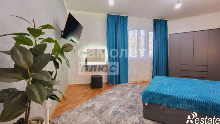 2-комн квартира ул Крылова, 23 1,  д. 23 1,  к. 1