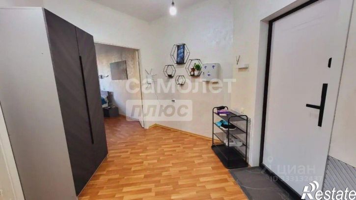 2-комн квартира ул Крылова, 23 1,  д. 23 1,  к. 1