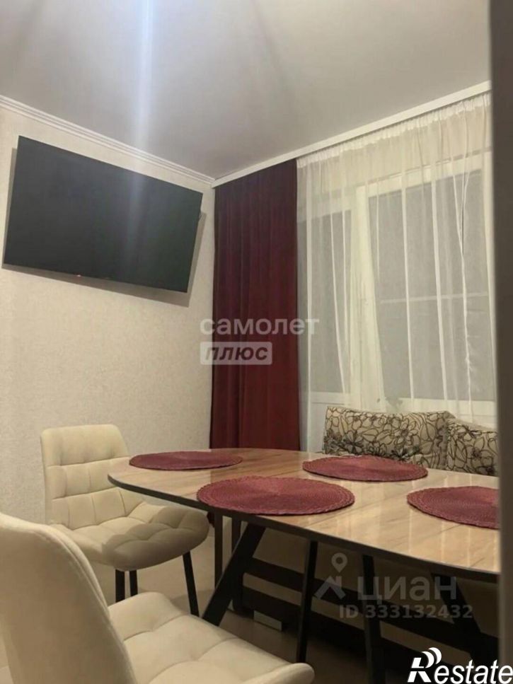 2-комн квартира ул Адмирала Пустошкина, 22 9,  д. 22 9,  к. 9