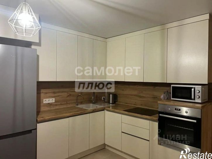 2-комн квартира ул Адмирала Пустошкина, 22 9,  д. 22 9,  к. 9