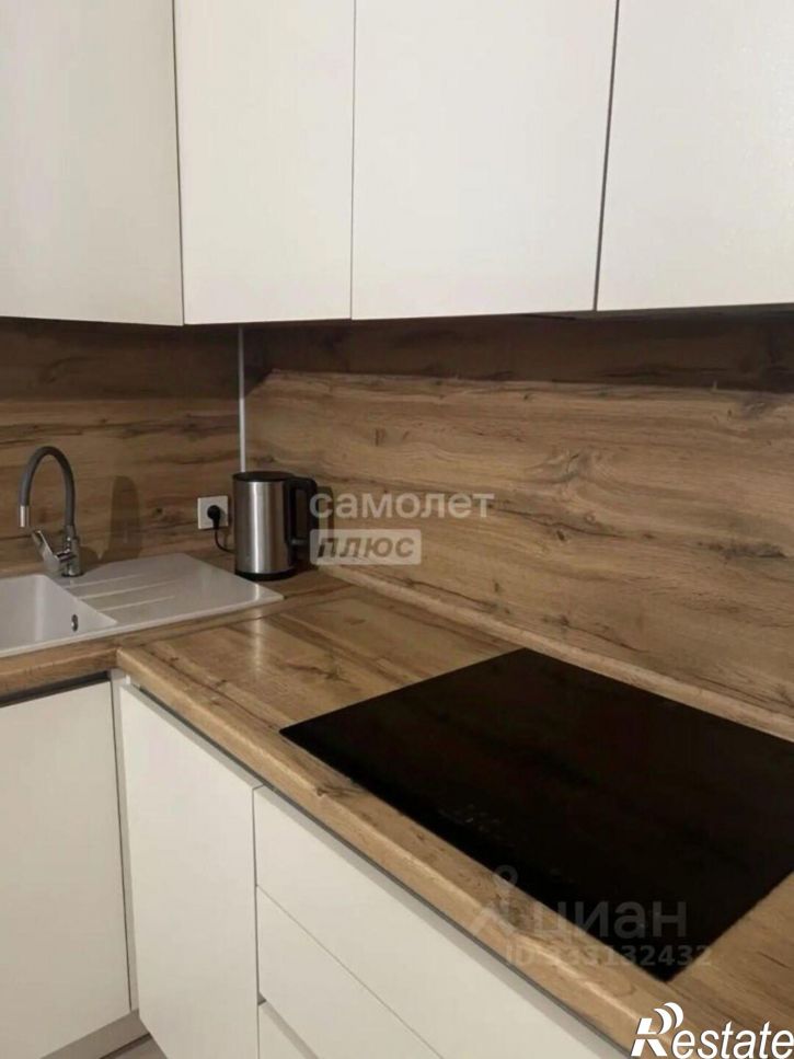 2-комн квартира ул Адмирала Пустошкина, 22 9,  д. 22 9,  к. 9