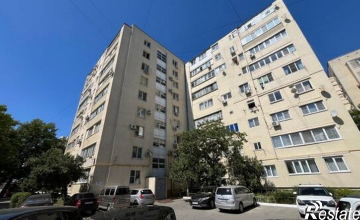 2-комн квартира 12-й микрорайон, 30