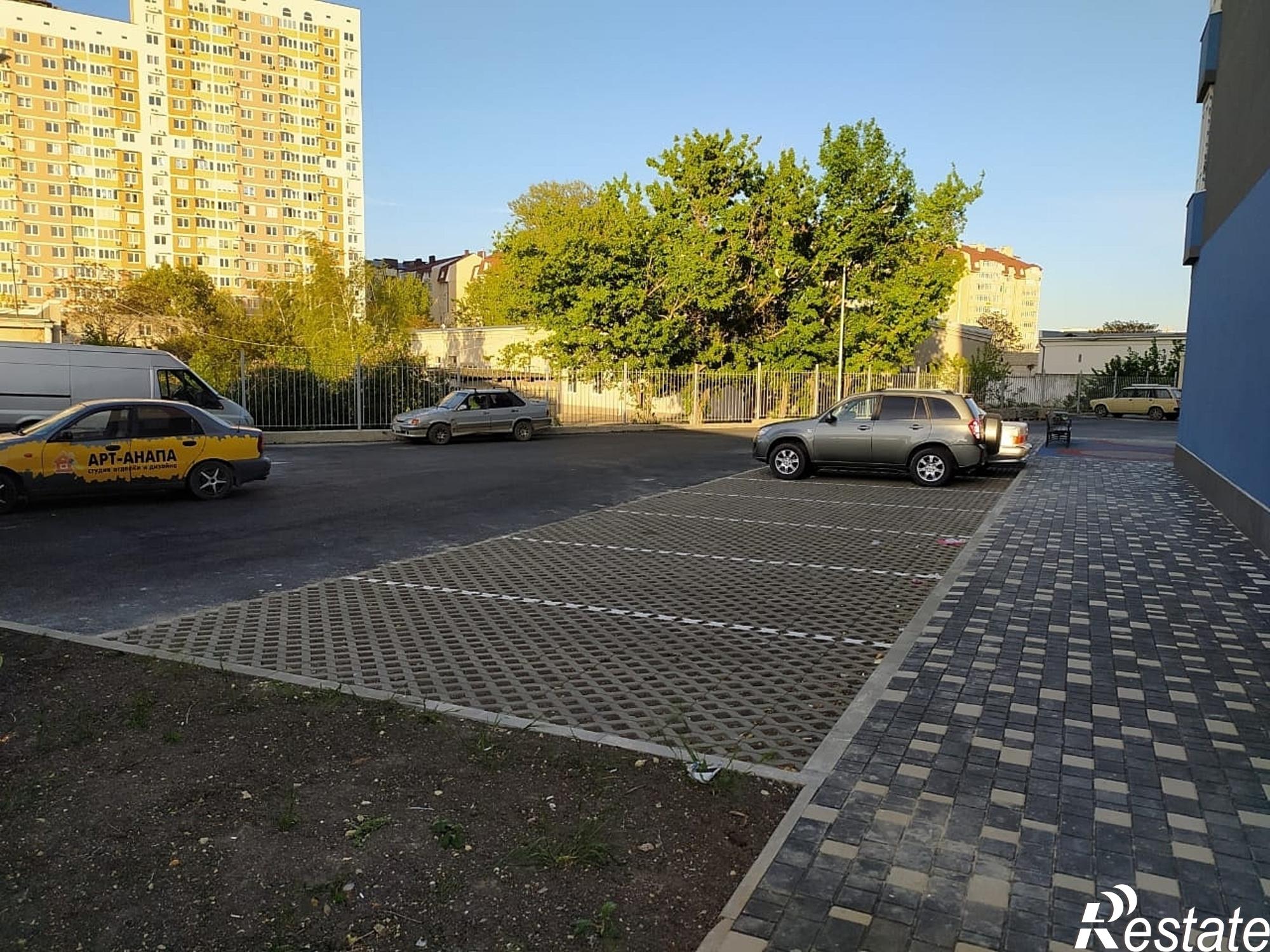 Купить квартиру за 12 000 000 рублей на Астраханская улица, 71А
