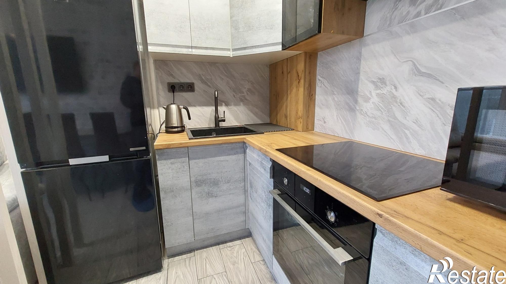 Купить квартиру за 13 590 000 рублей на улица Крылова, 13к2
