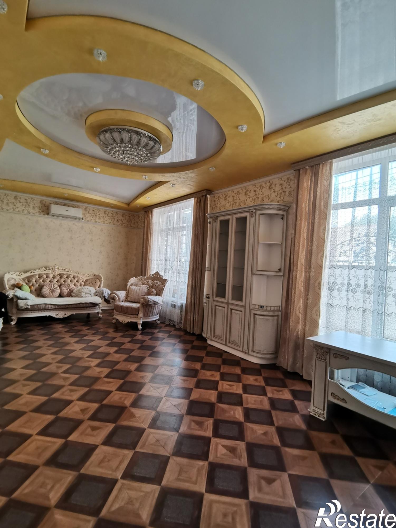 Купить дачу, дом, коттедж за 31 000 000 рублей на Тракторный переулок