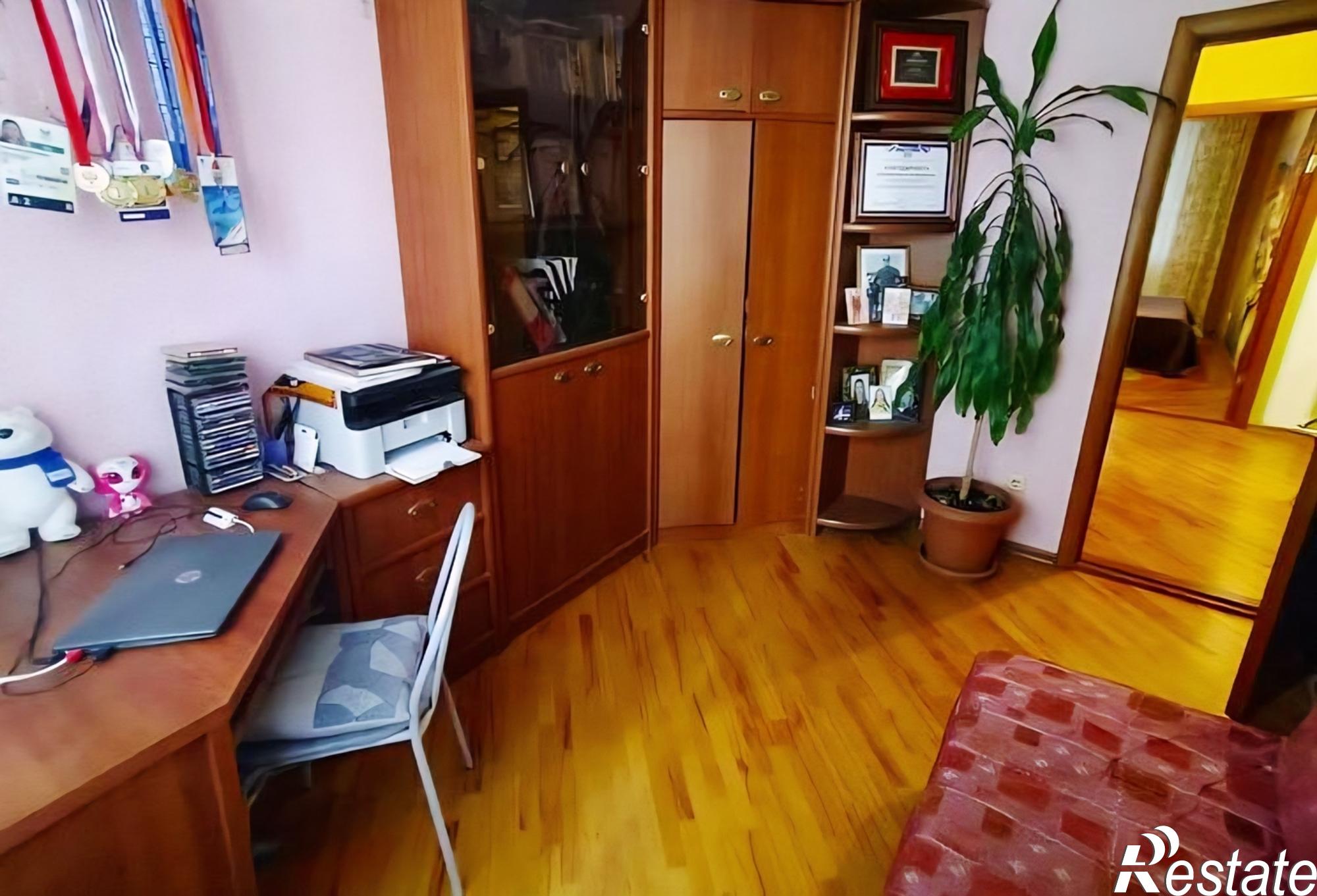 Купить квартиру за 9 300 000 рублей на улица Ленина, 219
