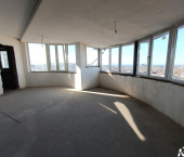 3-комн, 130кв м, этаж 10/10 Крымская улица, 272