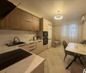 2-комн, 75кв м, этаж 5/14 улица Омелькова, 93