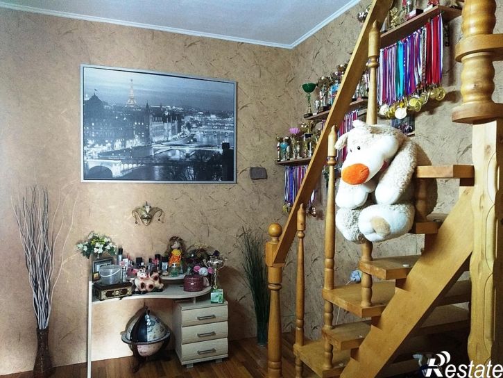 4-комн квартира Парковая улица, 31