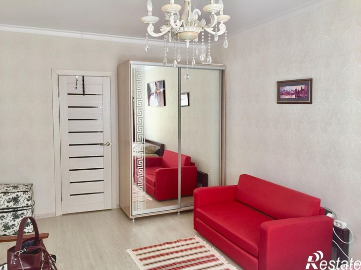 1-комн квартира Солнечная улица, 38к5