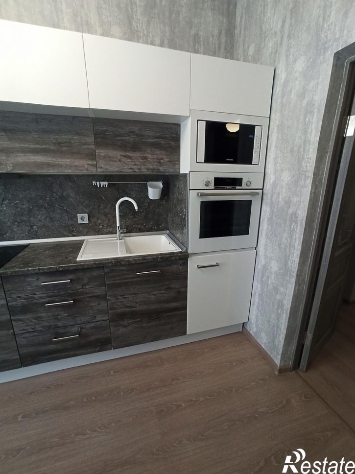 4-комн квартира Пионерский проспект, 57к2