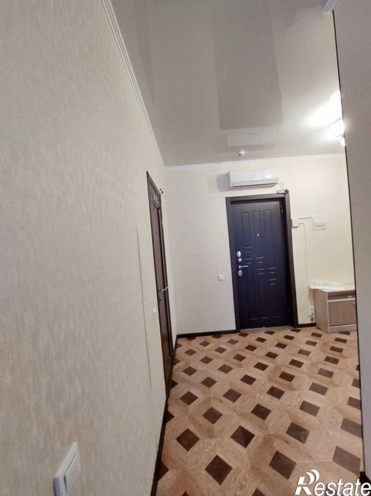2-комн квартира улица Кирова, 1