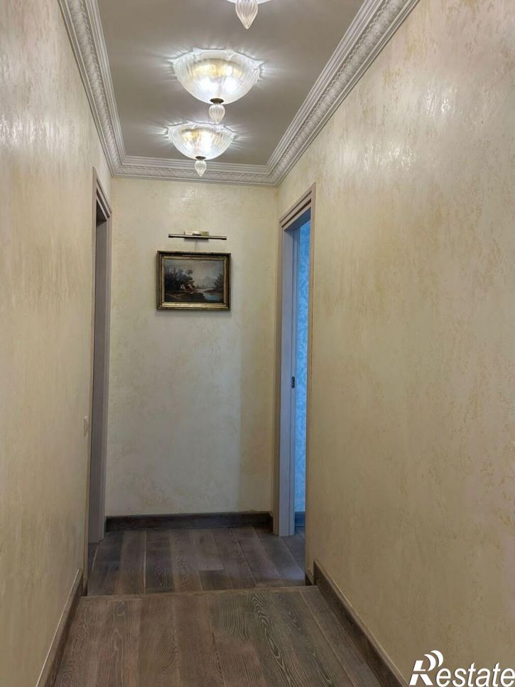 3-комн квартира улица Горького, 2Б