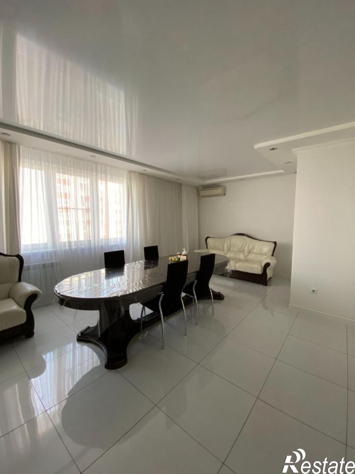 4-комн квартира Парковая улица, 64Ак1
