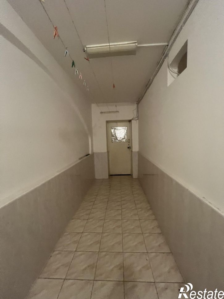 4-комн квартира Астраханская улица, 86