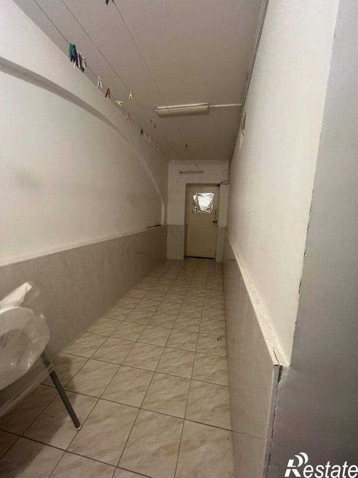 4-комн квартира Астраханская улица, 86