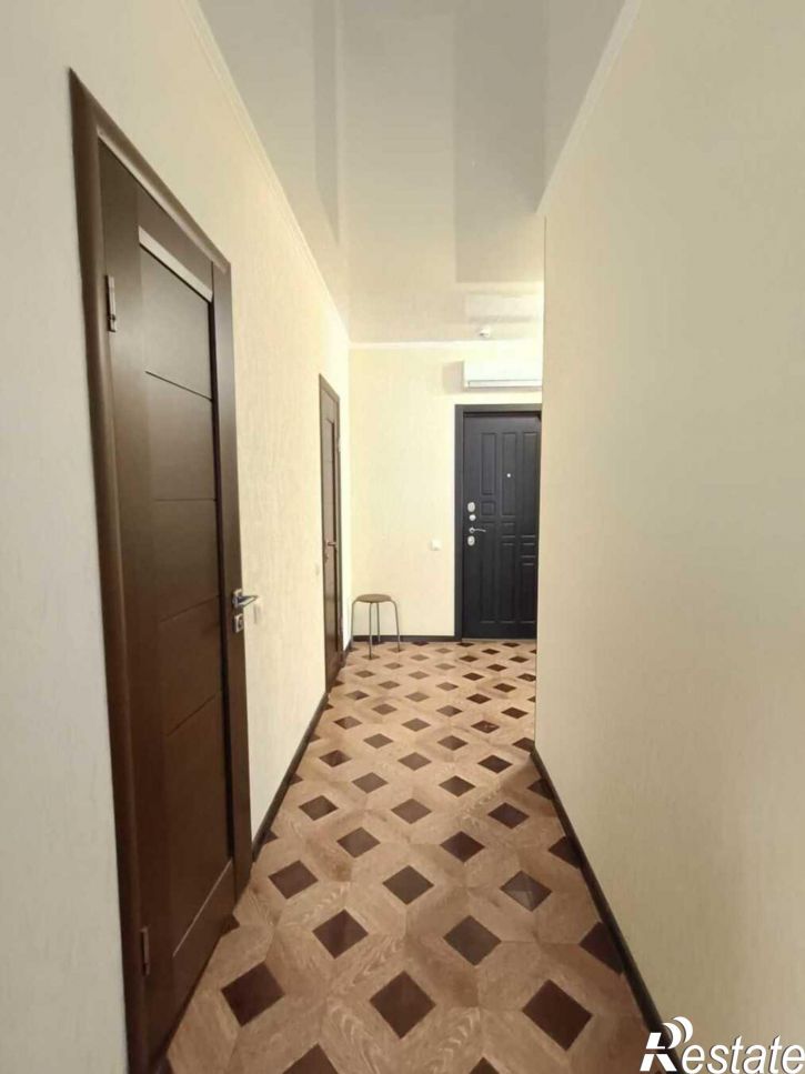 2-комн квартира улица Кирова, 1
