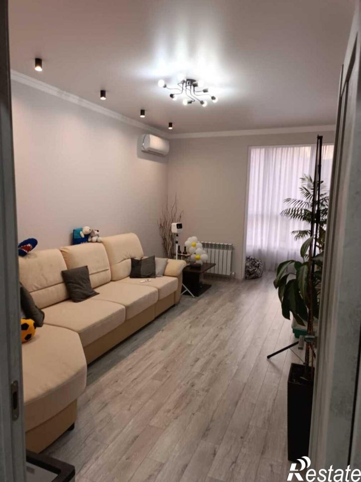 2-комн квартира улица Поликарпова, 2к10