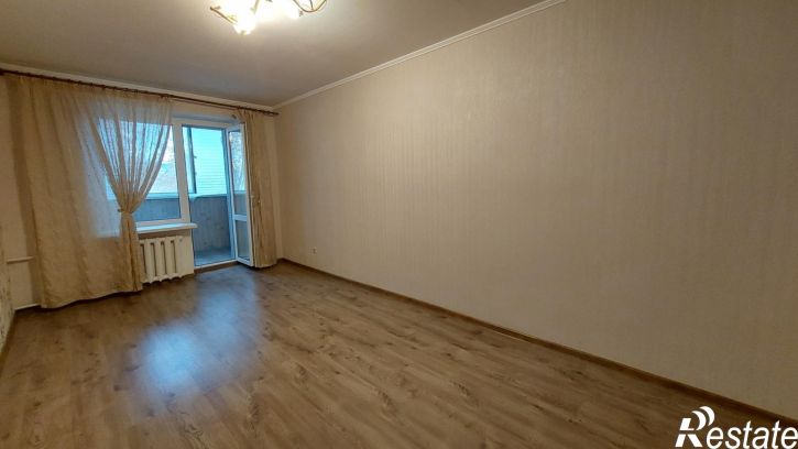 4-комн квартира Астраханская улица, 77