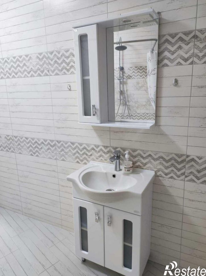 2-комн квартира Крымская улица, 34