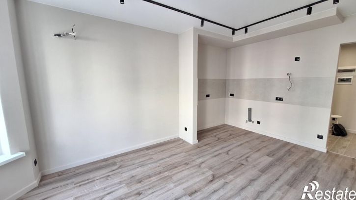 2-комн квартира улица Крылова, 13к3