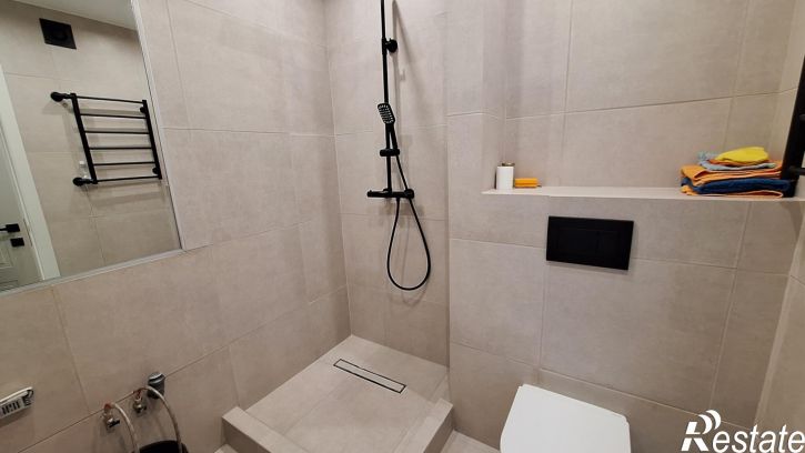 2-комн квартира улица Крылова, 13к3