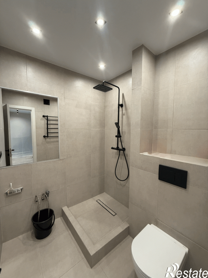 2-комн квартира улица Крылова, 13к3