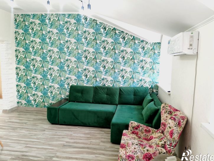 2-комн квартира Крымская улица, 34