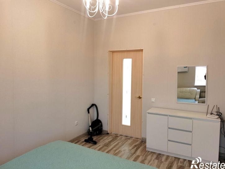 2-комн квартира Крымская улица, 34