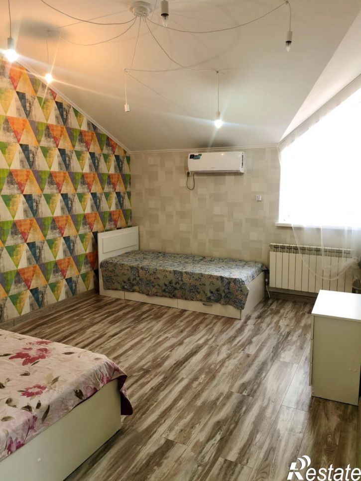 2-комн квартира Крымская улица, 34