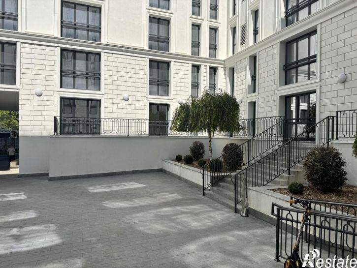 3-комн квартира улица Толстого, 26