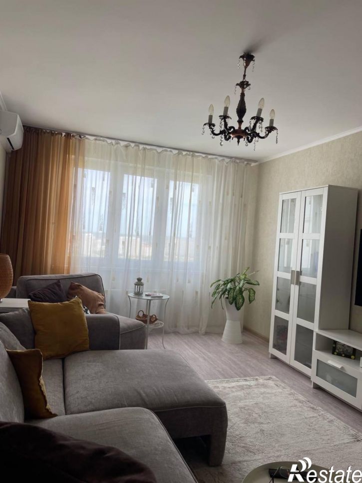 2-комн квартира улица Ленина, 233