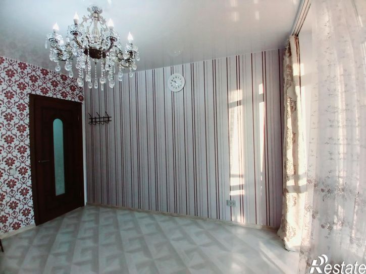 2-комн квартира улица Ленина, 185Ак2