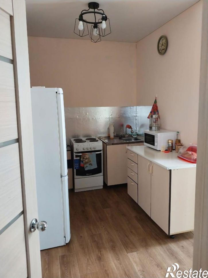 2-комн квартира Ленинградская улица, 76