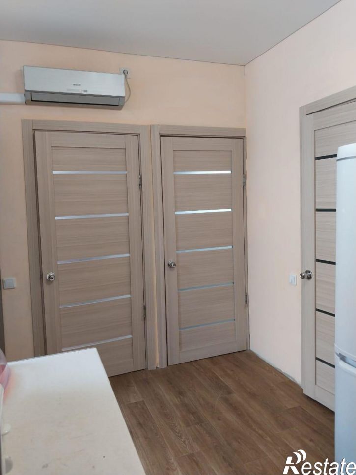 2-комн квартира Ленинградская улица, 76