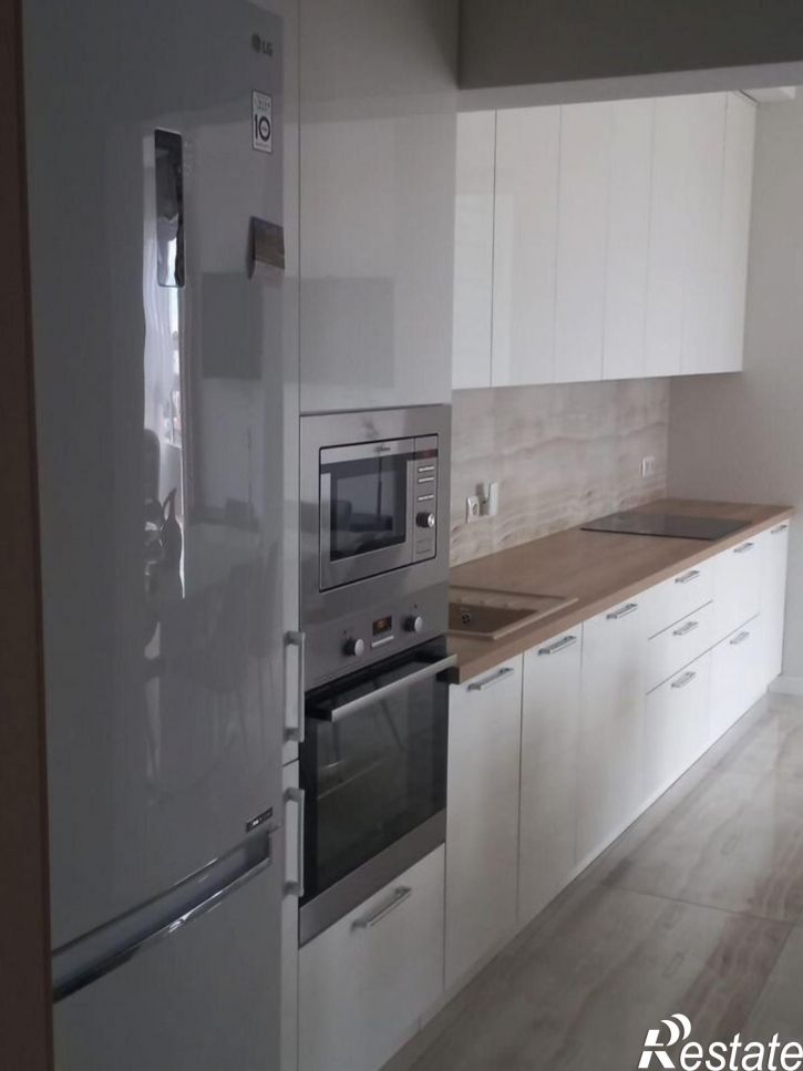 2-комн квартира улица Толстого, 130к1