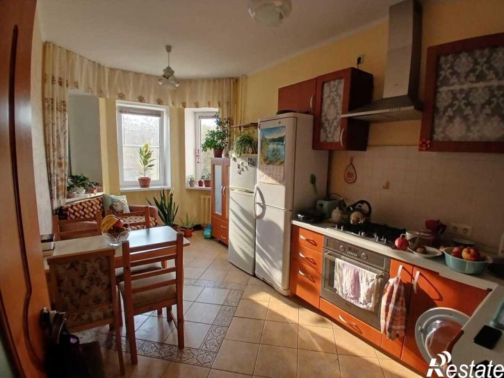 2-комн квартира Парковая улица, 31