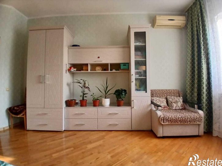 2-комн квартира Парковая улица, 31