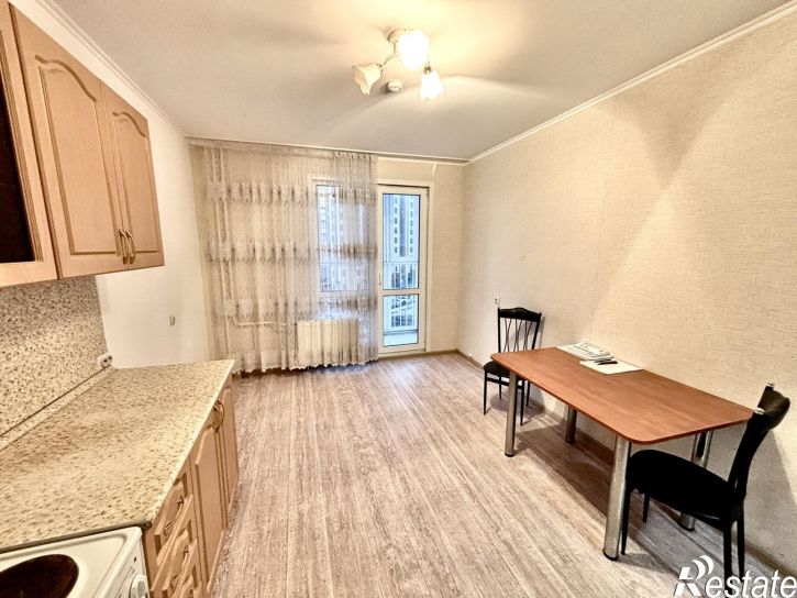 2-комн квартира улица Адмирала Пустошкина, 22к3
