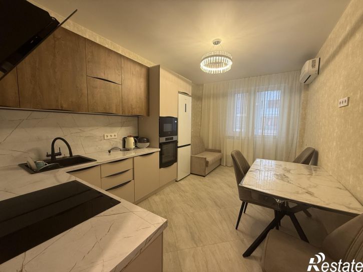 2-комн квартира улица Омелькова, 93