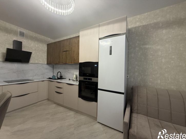 2-комн квартира улица Омелькова, 93