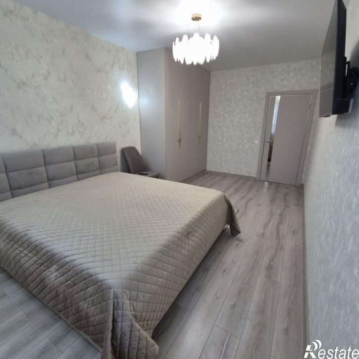 2-комн квартира улица Омелькова, 93
