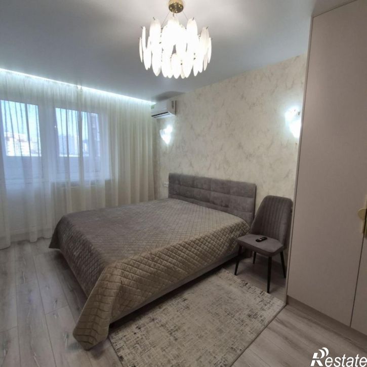 2-комн квартира улица Омелькова, 93