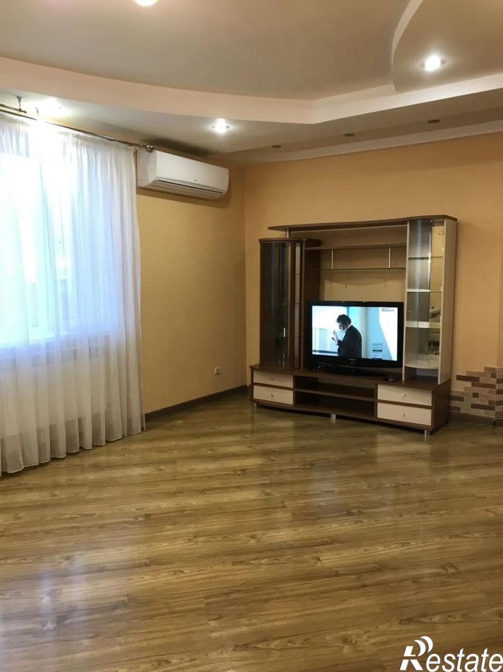 2-комн квартира Таёжная улица, 51