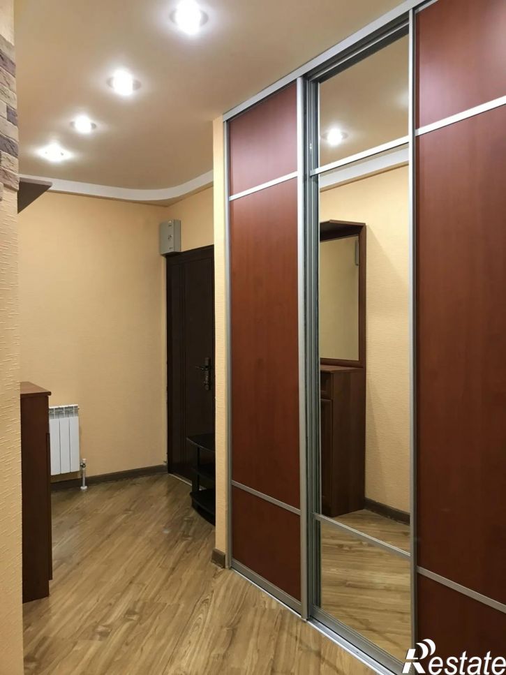 2-комн квартира Таёжная улица, 51